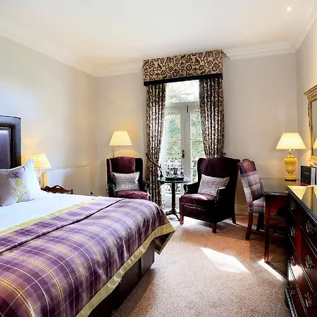 Macdonald Leeming House