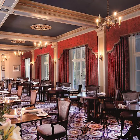 Macdonald Leeming House Отель 4*