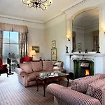 Macdonald Leeming House 4*