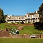 Hotel Macdonald Leeming House 4*