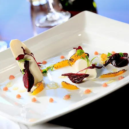 Macdonald Leeming House