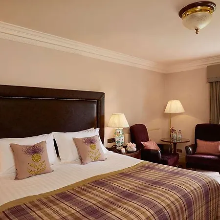 Macdonald Leeming House