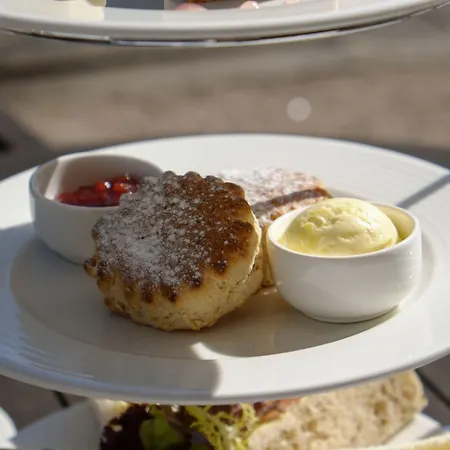 Macdonald Leeming House Hotel 4*