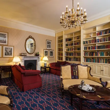 Hotel Macdonald Leeming House 4*