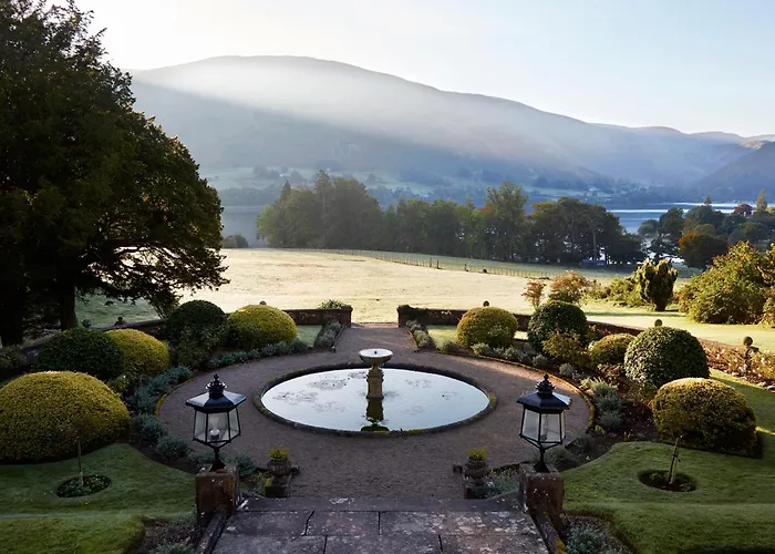 Hotel Macdonald Leeming House