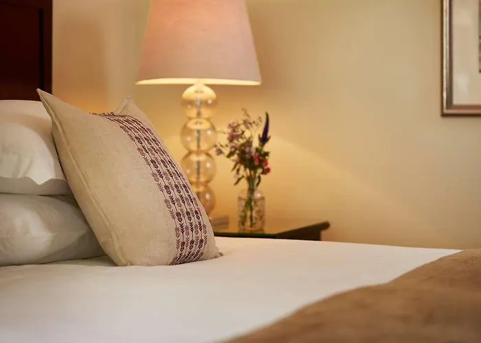 Hotel Macdonald Leeming House 4*