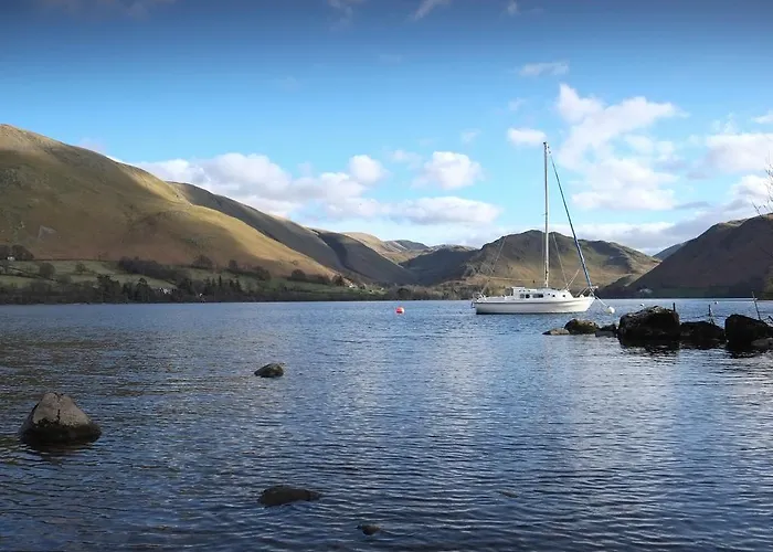 Macdonald Leeming House 4*