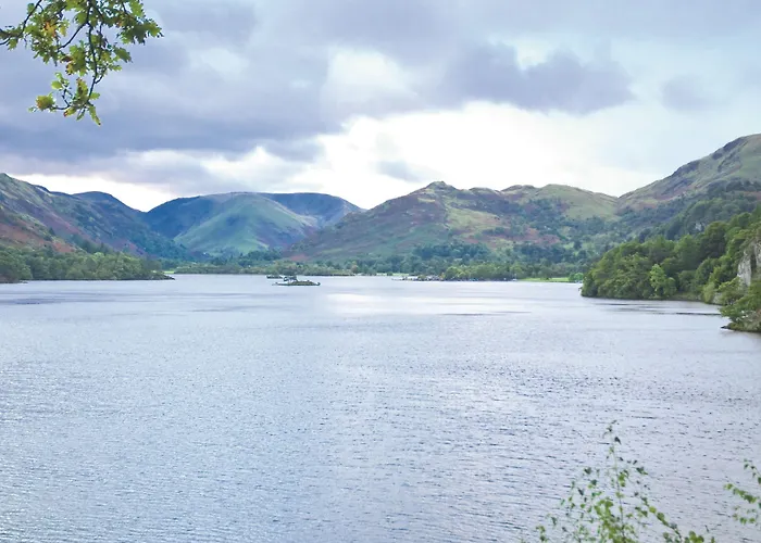 Macdonald Leeming House Otel